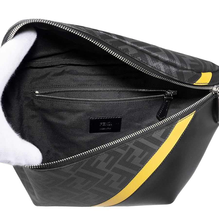 フェンディ　FENDI マニア　ウエストバック フェンディ FENDI マニア ウエストバック FENDI フェンディ